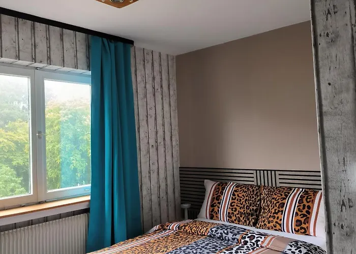 Am Rhoen3 * Hausen